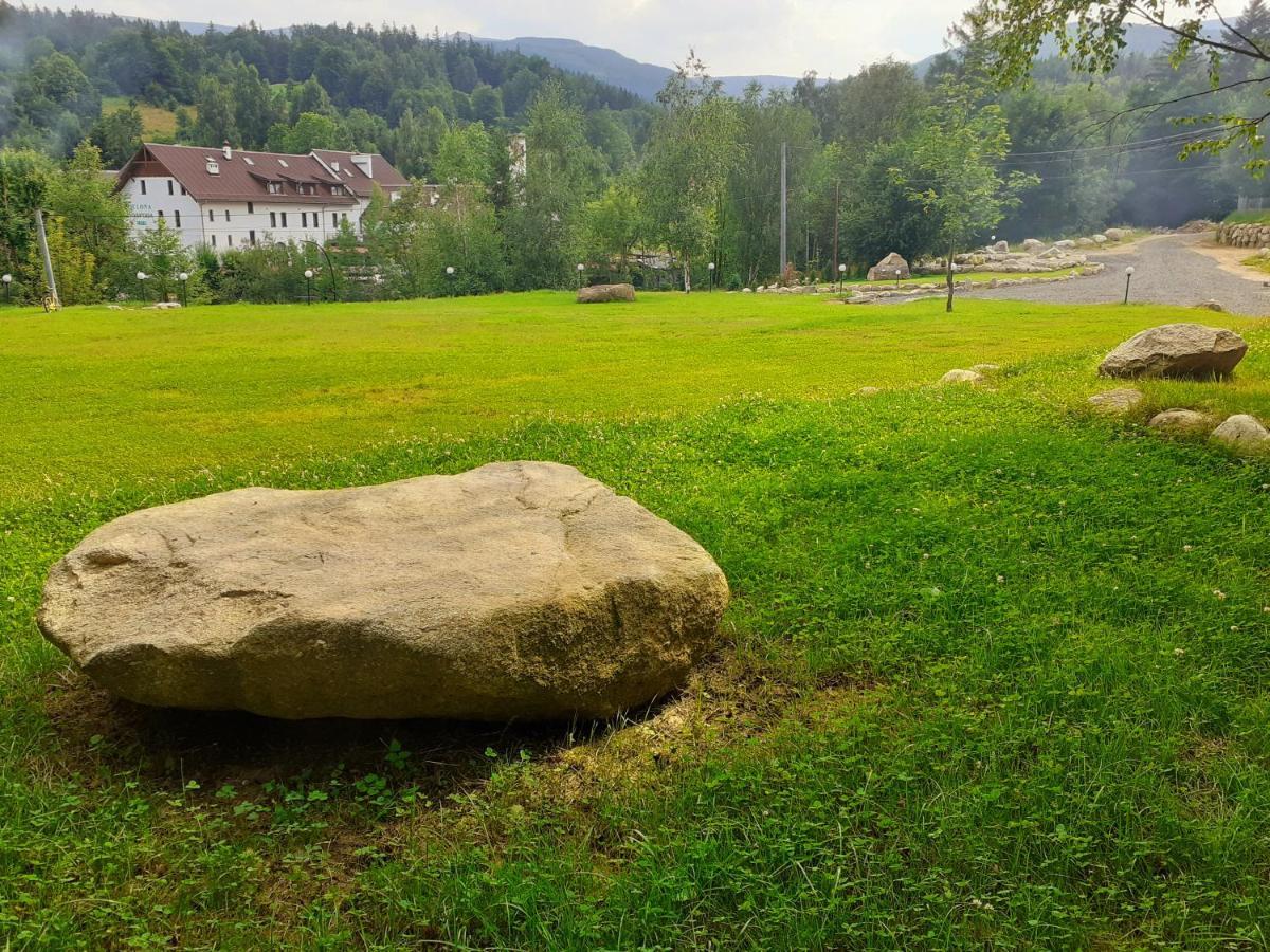 Domek Nad Czerwienia เซอเชียกา ภายนอก รูปภาพ